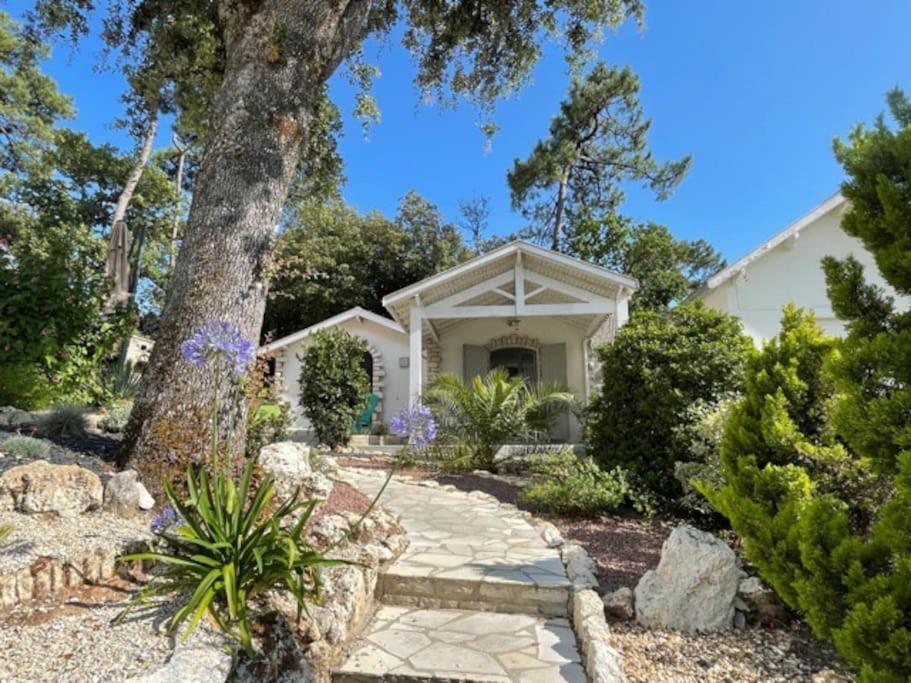 Adorable Petite Maison A 400M De La Mer Villa Saint-Georges-de-Didonne Buitenkant foto