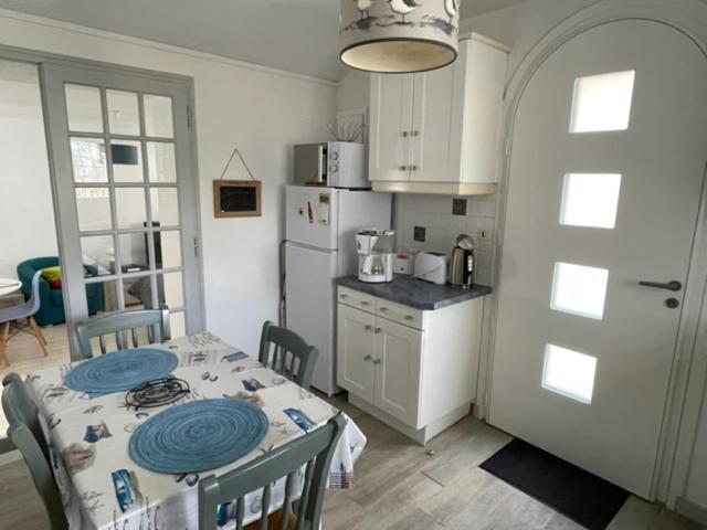 Adorable Petite Maison A 400M De La Mer Villa Saint-Georges-de-Didonne Buitenkant foto